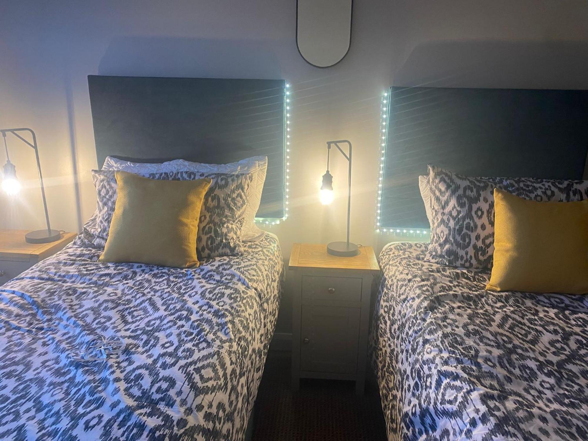 Hastings Apartments Extra Large Self Catering Apt Tourism Certified Free Parking Wifi Belfast Bagian luar foto